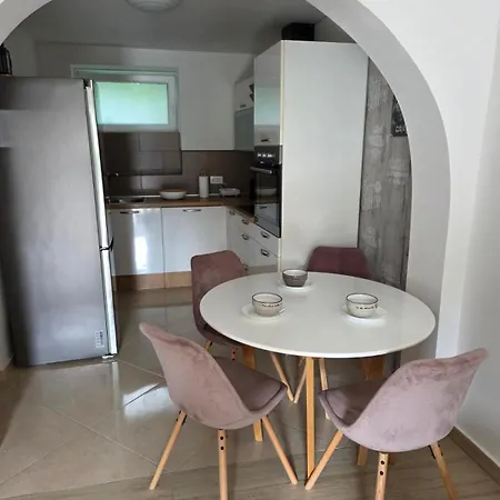 Apartment Selcestay *