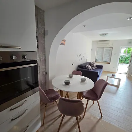 Selcestay Apartment